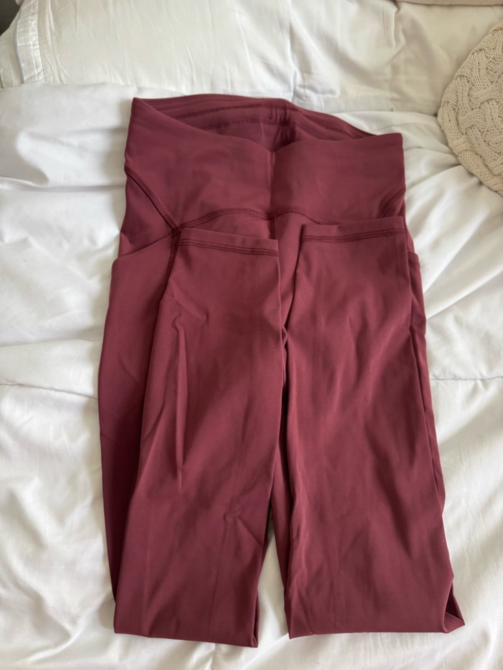 LULULEMON 28” High-Waist Active Leggings in Deep Burgundy with side pockets